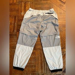 The North Face Convertible Pants Zip Off to Shorts Size XL